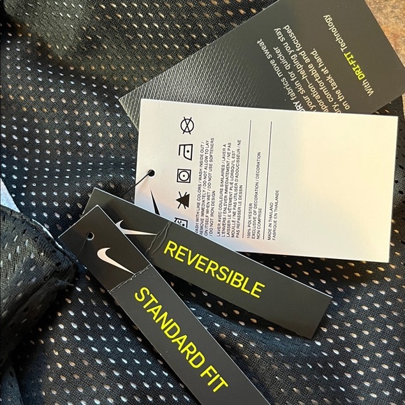 NIKE FLY Reversible Basketball Jersey - Picture 9 of 10